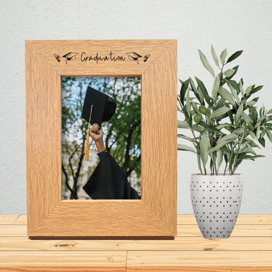 Second Ave Graduation Oak 6x4 Portrait Picture Photo Frame Gift