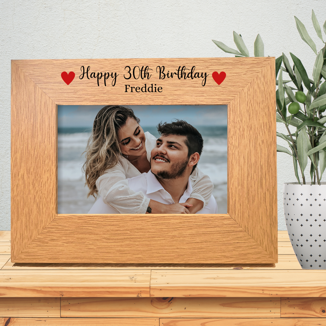 Second Ave Personalised Happy Birthday Red Hearts Oak 6x4 Landscape Picture Photo Frame Gift